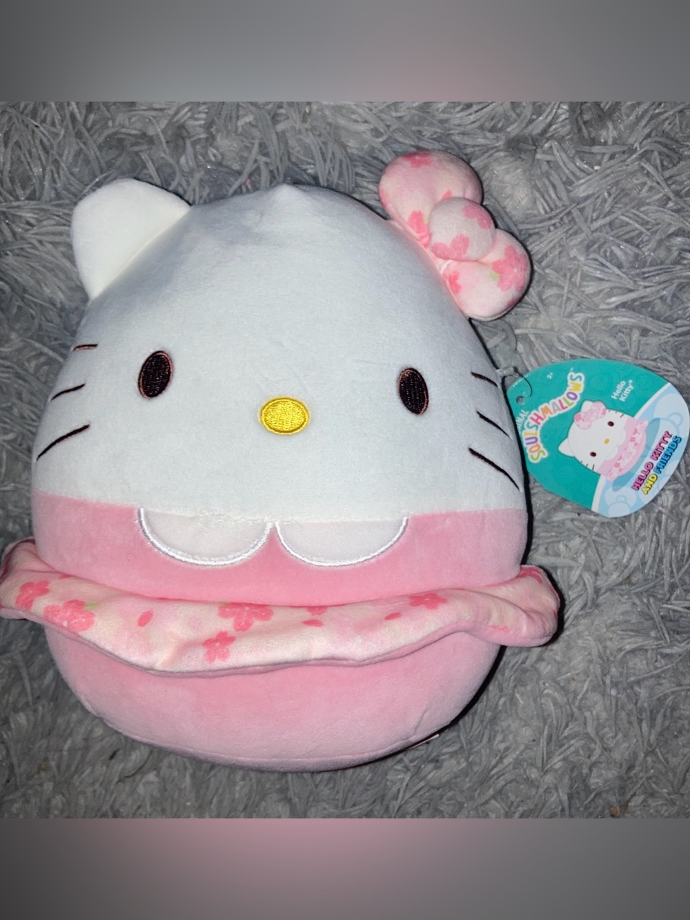 Hello Kitty Squishmallow White and Light Pink Floral Bow Plush